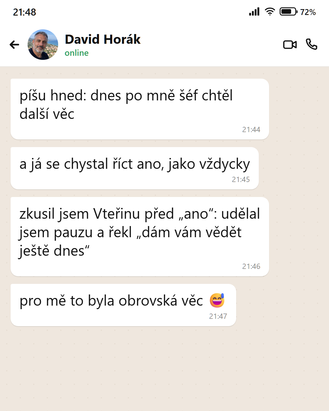 Zpráva od Davida: vteřina před „ano“
